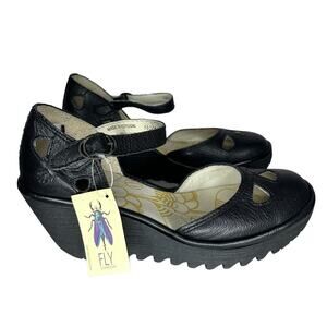 NWT Fly London Black Leather Yuna Wedge Sandal Buckle Closure Comfort Shoes 8.5